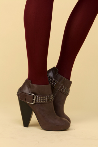 Wesley Stud Clasped Ankle Boot