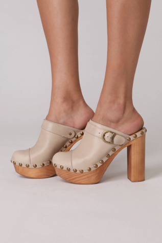 Charli Platform Clog