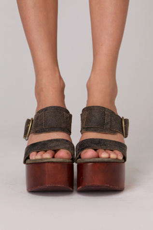 Distressed Leather Platform