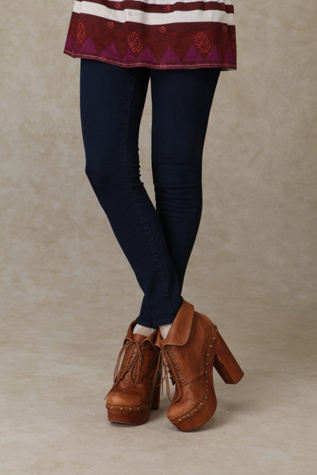 Solvang Clog