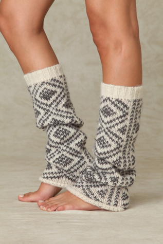 Peruvian Pattern Legwarmer :  legwear winter 2010 fall 2010 legwarmers