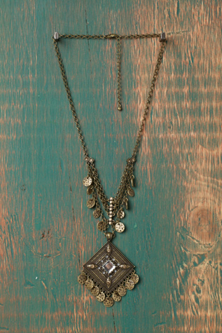 Sovereign Crystal Pendant