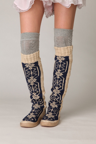 Navy/Cream