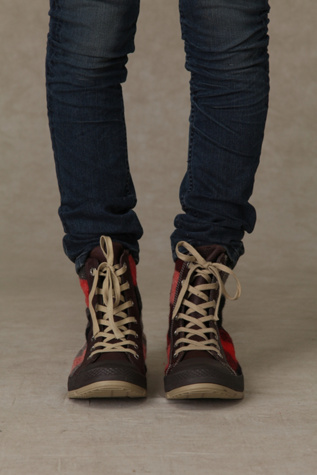 Black/Red/Chocolate