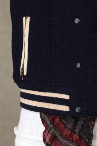 Navy/Off White