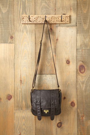 Wayfarer Clasp Crossbody