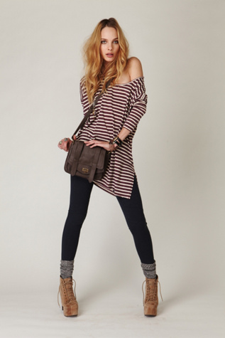 Wayfarer Clasp Crossbody