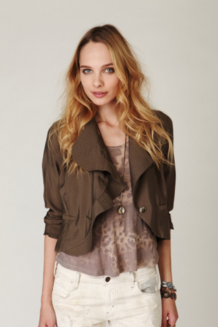 Curved Ruffle Jacket