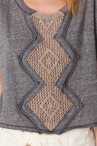 Cropped Diamond Tee