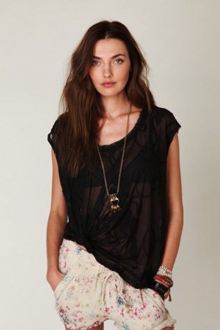 Short Sleeve Floral Jacquard Tee