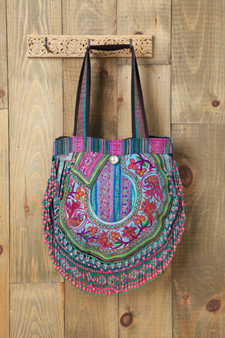 Yikita Fringe Bag