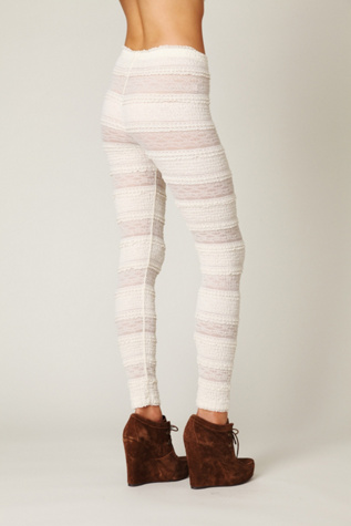 Ruffle Legging