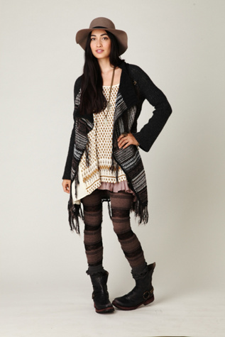 Two-Tone Ruffle Legging