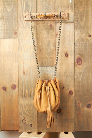 Donna Bucket Bag
