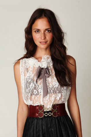 Pebbled Lock Waist Belt