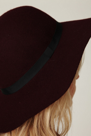 Jenoah Floppy Brim Hat
