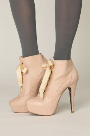 Symphonia Platform Heel