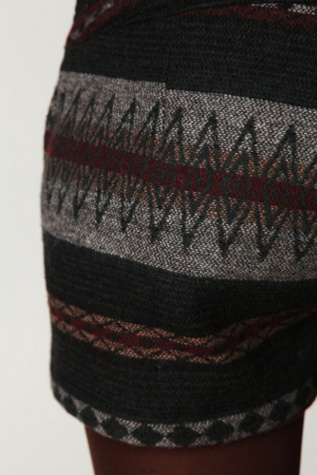 Chevron Tap Shorts