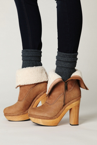 Pilar Platform Boot