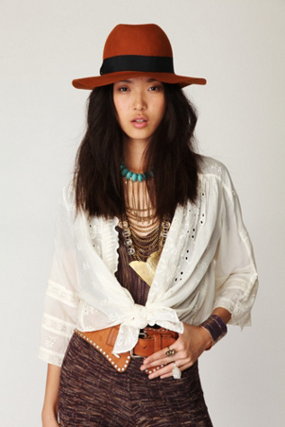 Long Sleeve Embroidered Hi Back Buttondown