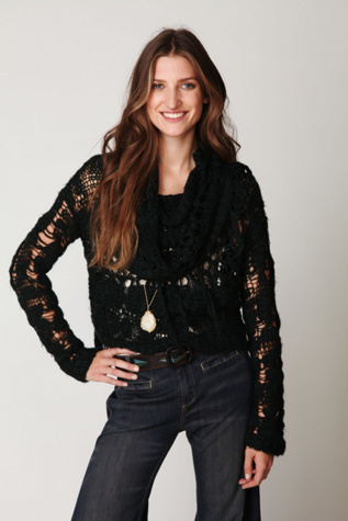 Cowl Neck Fringe Pullover