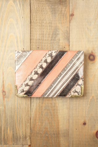 Bowie Snake Clutch