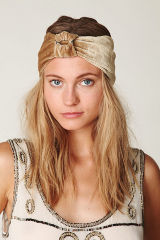 Velvet Ring Turban