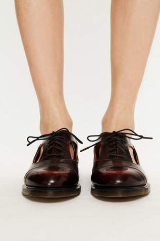 Caragan Cutout Brogue