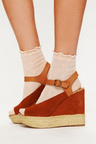 Rosada Wedge