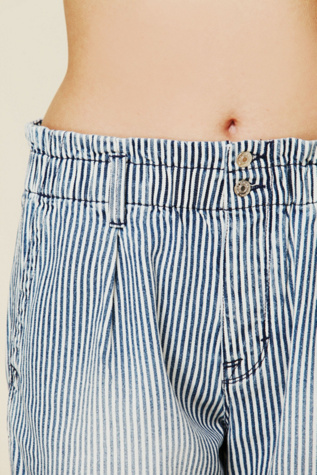 Navy / White