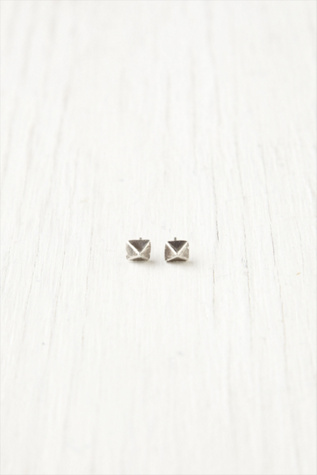 Oxidized Silver Pyramid Studs
