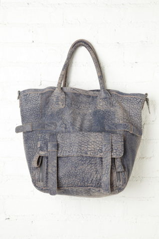Lotta Distressed Tote
