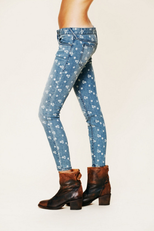 Ditsy Floral Ankle Crop