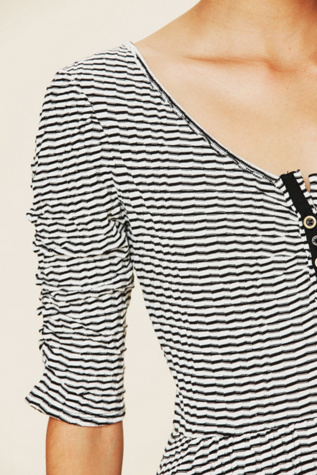 Black / White Stripe