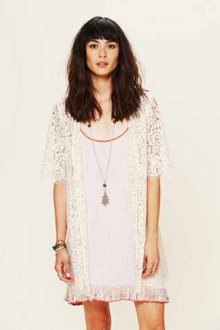 Zinke Harvard Lace Robe in bed-jackets