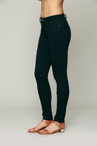 Seams Cool Knit Legging