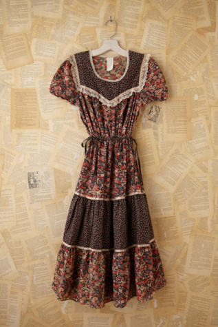 Vintage Floral Printed Prairie Dress