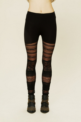 Ruffled Lace Legging