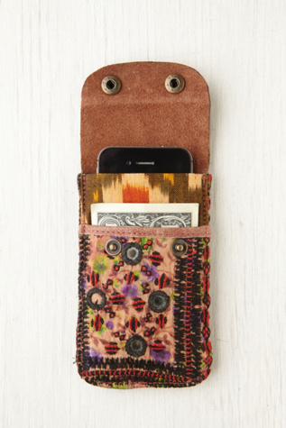 Tapestry iPhone 4/4S Wallet