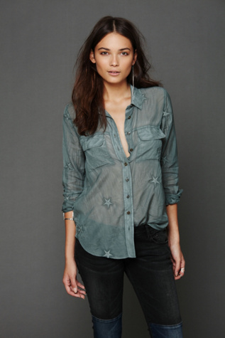 Star Embroidered Buttondown