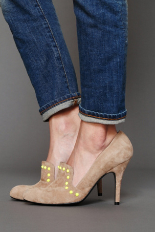 Clara Stud Heel