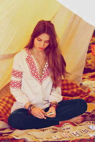 Capetown Hooded Pullover