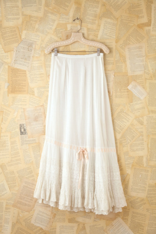Free People Vintage Long Lace Skirt in vintage-skirts