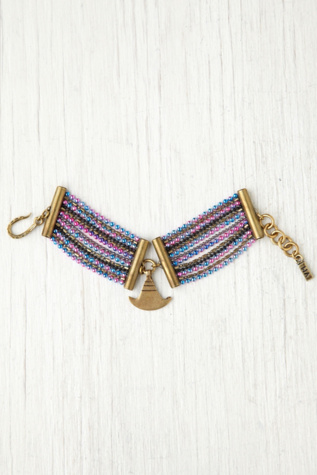 Royal Tee Bracelet