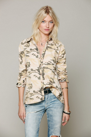 Camo Buttondown Hi Low Top