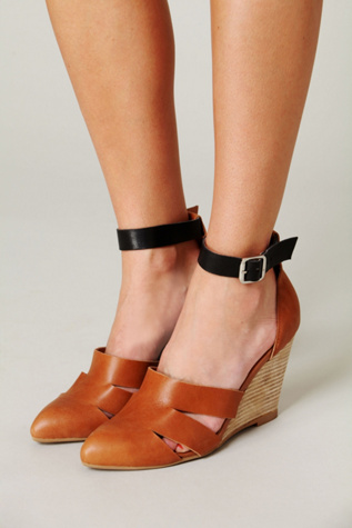 Tan/Black