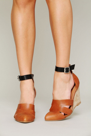 Tan/Black