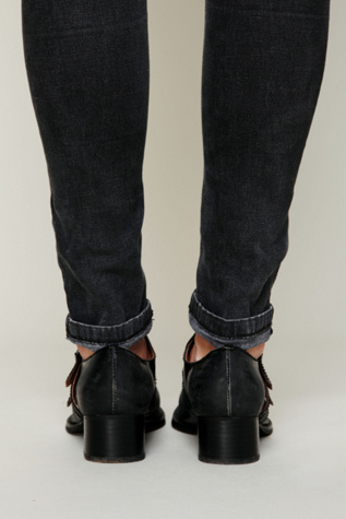 Black Distressed
