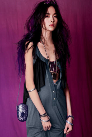 Jewel Crossbody