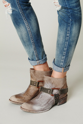 Quartz Ankle Boot